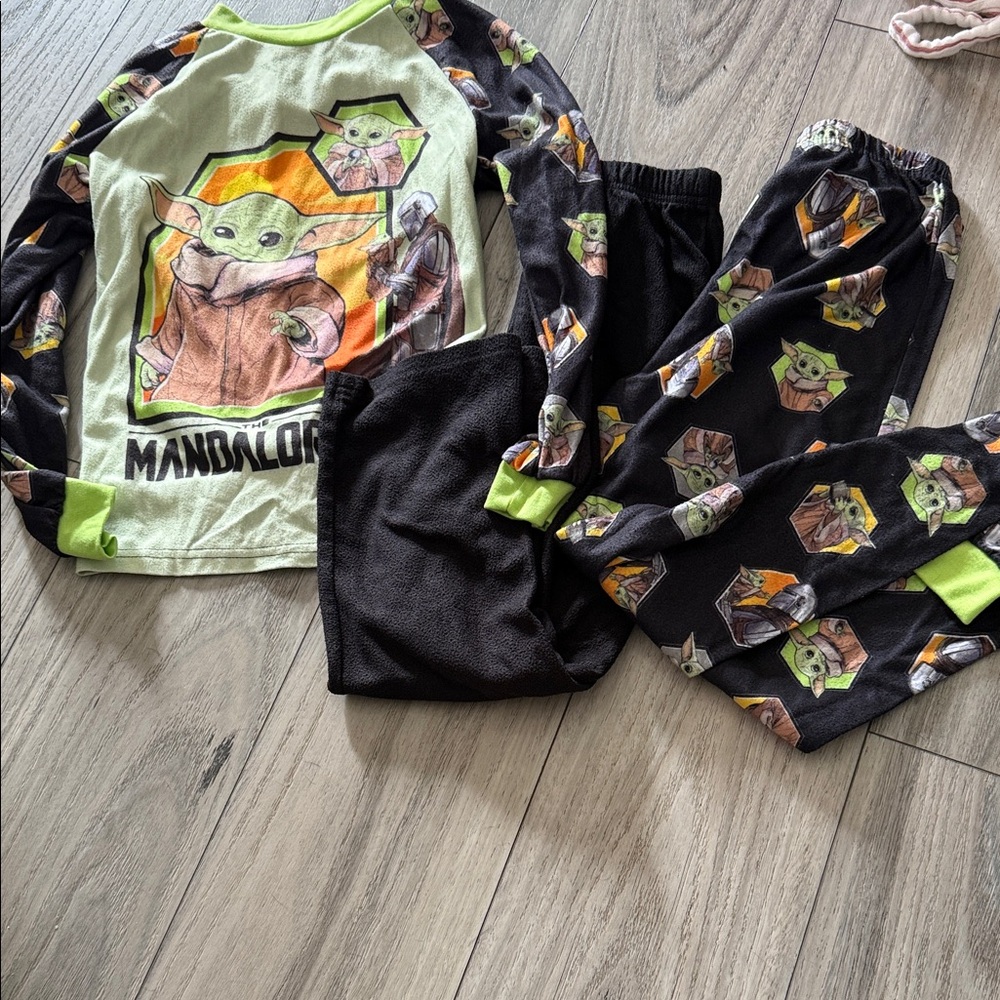 Star Wars Kids Pajama Set - Lime Green and Black size small 6/7